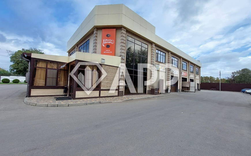 Сдам помещение свободного назначения, 332 м² фото