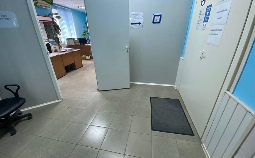 Офис 57 м² в сердце живописного села фото