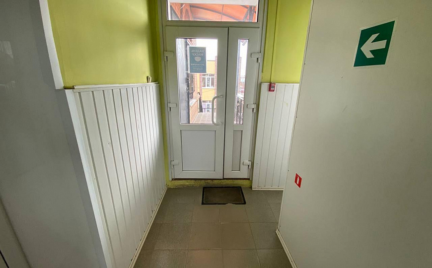 Офис 57 м² в сердце живописного села фото
