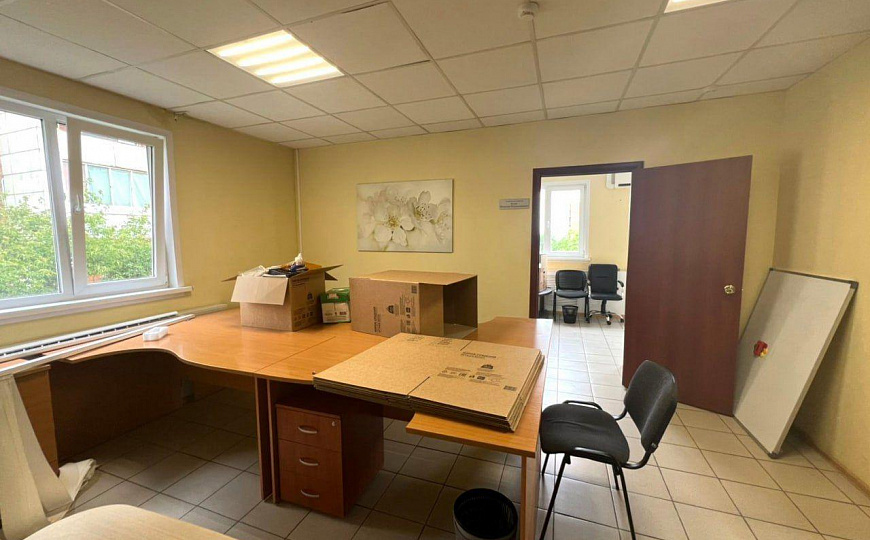 Офис 4 кабинета 72м2 фото