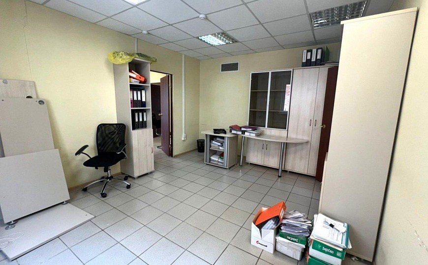 Офис 4 кабинета 72м2 фото