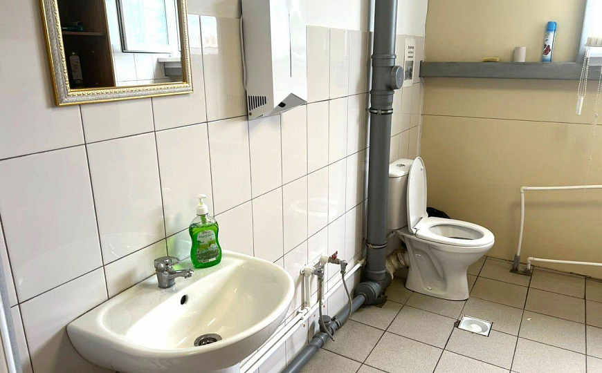 Офис 4 кабинета 72м2 фото