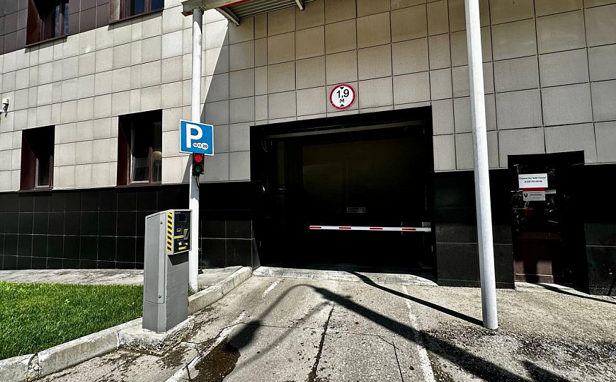 Аренда офиса 153 м2 в бизнес-центре класса «А» БэлПлазе фото