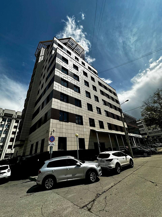 Аренда офиса 153 м2 в бизнес-центре класса «А» БэлПлазе фото