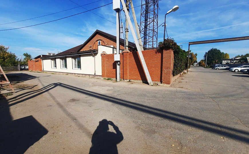 Продам здание с землей в собственности, 1 360 м² фото