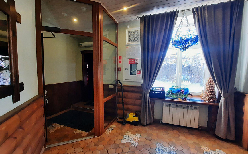 Продам здание с землей в собственности, 1 360 м² фото