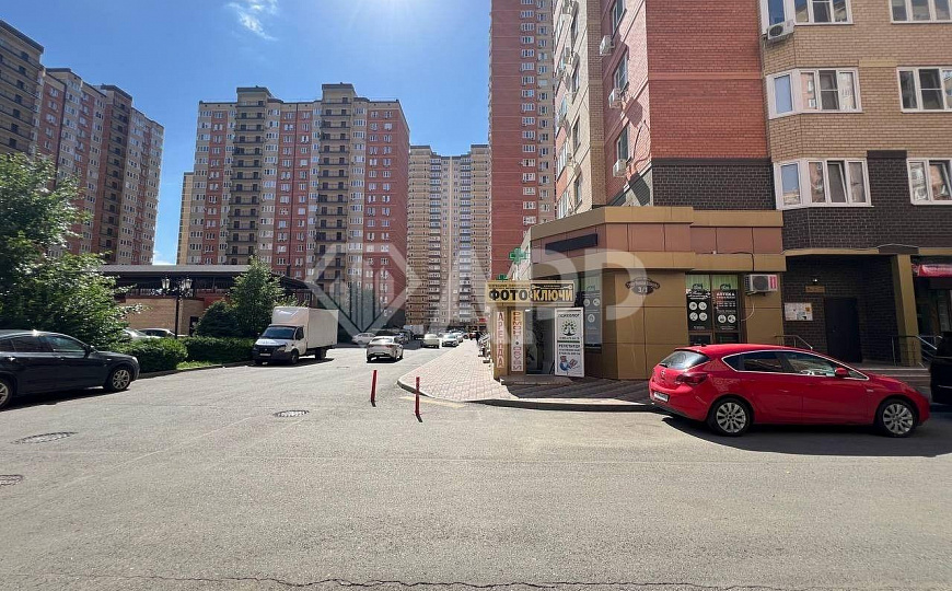 Сдаю торговое помещение, 39,6 м² фото
