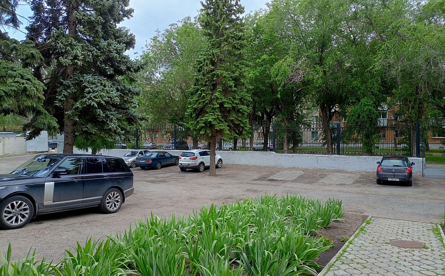 Отдельно стоящее здание, 2 077 м² фото