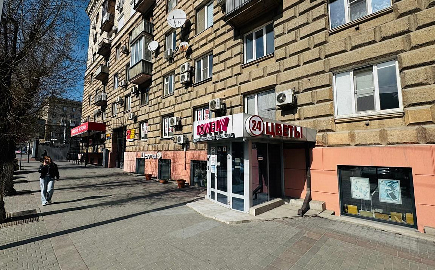 Офис в центре 140,4 м² фото