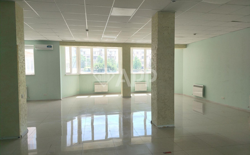 Сдам помещение свободного назначения, 185,3 м² фото