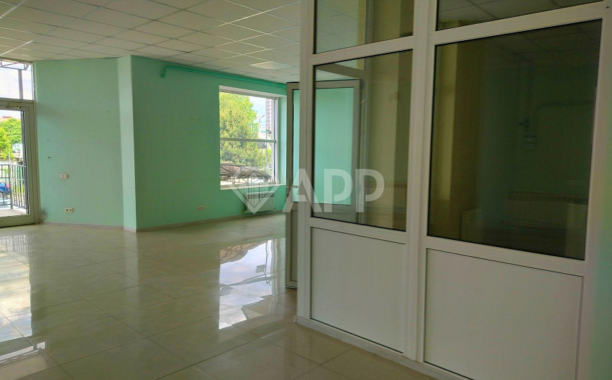 Сдам помещение свободного назначения, 185,3 м² фото