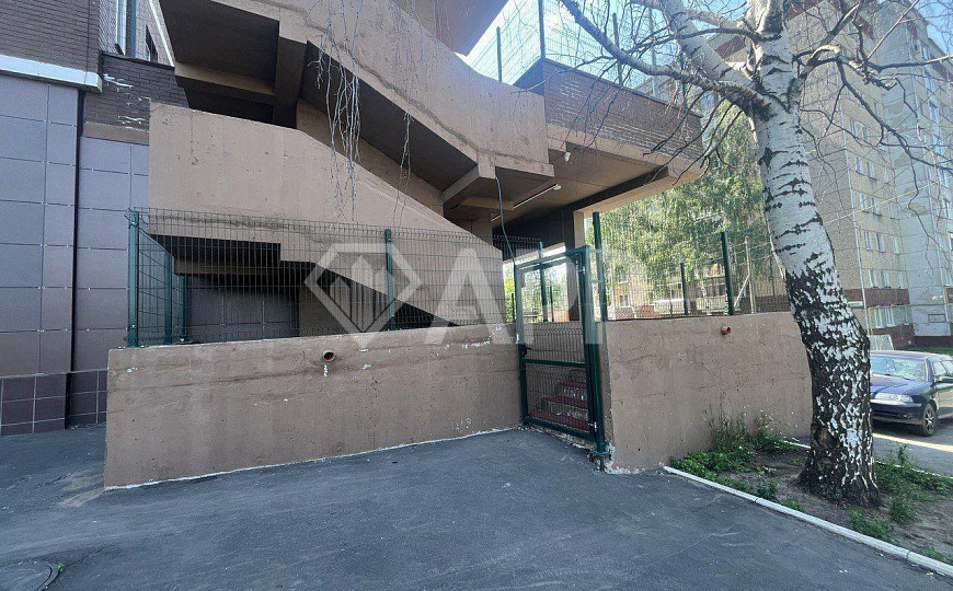 Купить офис в новостройке, ЖК Огни Ижевска, 93 м² фото