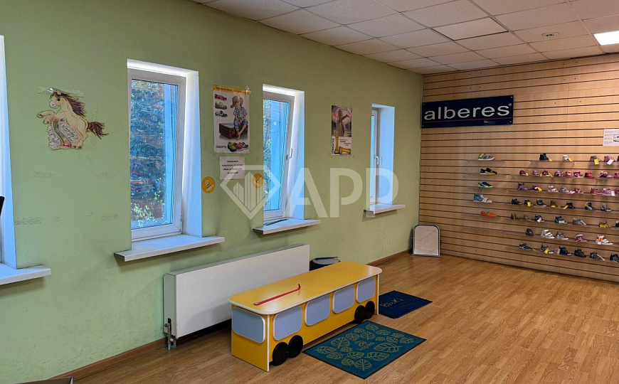 Сдам отдельно стоящее здание, 600 м² фото
