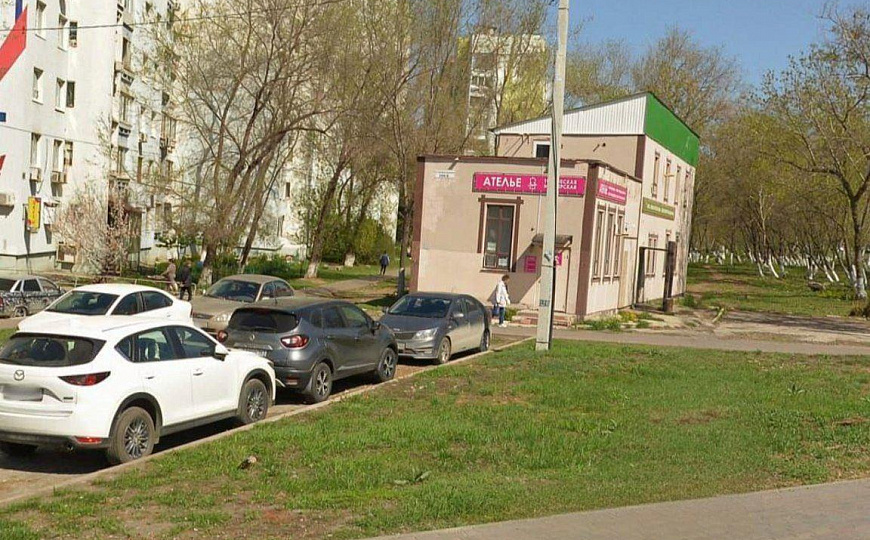 Помещение 85 м² на первой линии фото