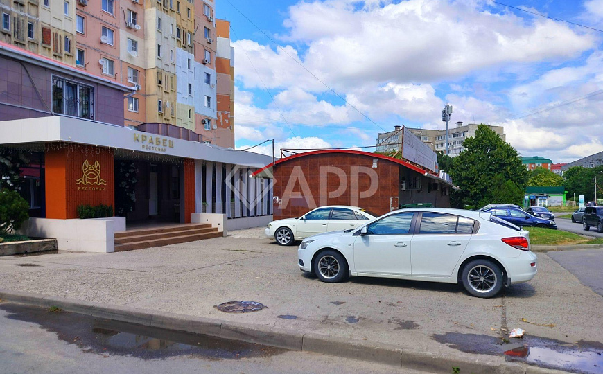 Сдам торговое помещение, 34 м² фото