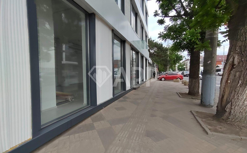 Продам бизнес-центр/офисный центр, 1 200 м² фото