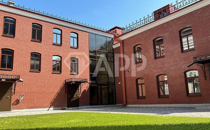 Помещение свободного назначения в центре Казани фото
