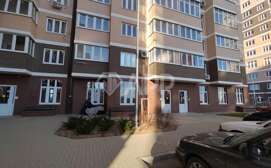 Продам торговое помещение, 450 м² фото
