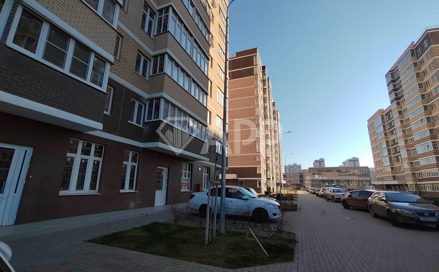 Продам торговое помещение, 450 м² фото
