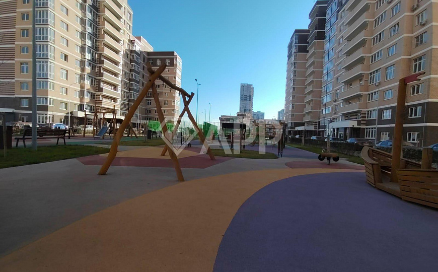 Продам торговое помещение, 450 м² фото