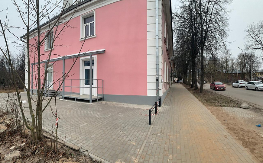 Продаётся торгово-офисное помещение, 126,5 м² фото