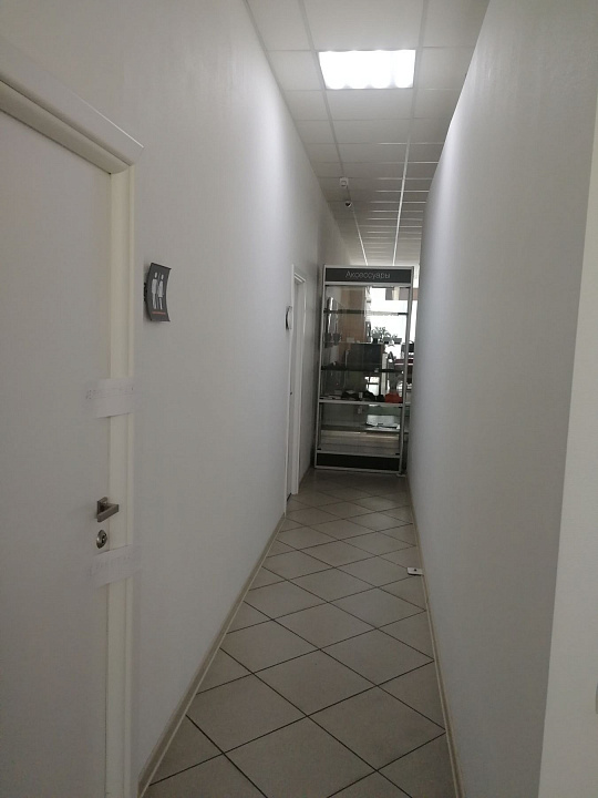 Продаю здание с НДС, 1 176,1 м² фото