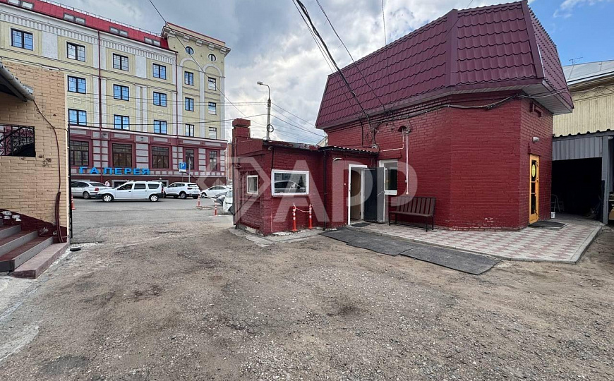 Здание/Два этажа/Самый центр города/Два входа фото