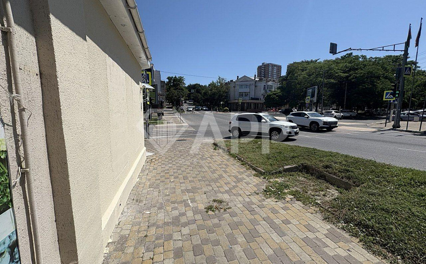 Сдам торговое помещение, 50 м² фото