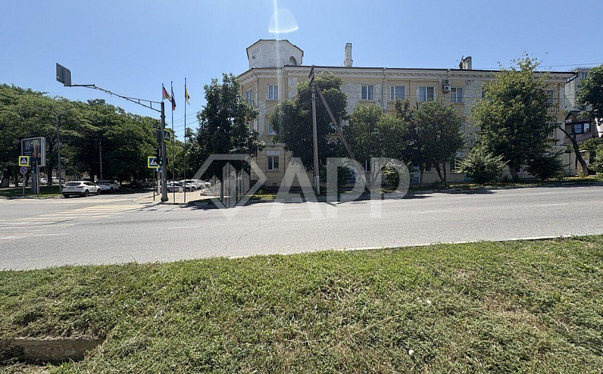Сдам торговое помещение, 50 м² фото