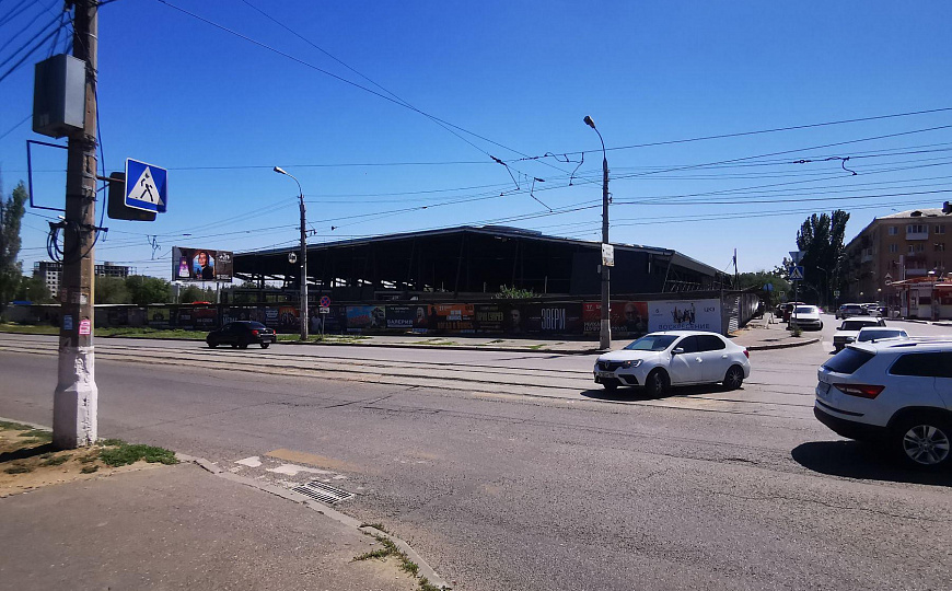 Сдам торговую площадь в ТЦ Монолит, от 2000 м² фото