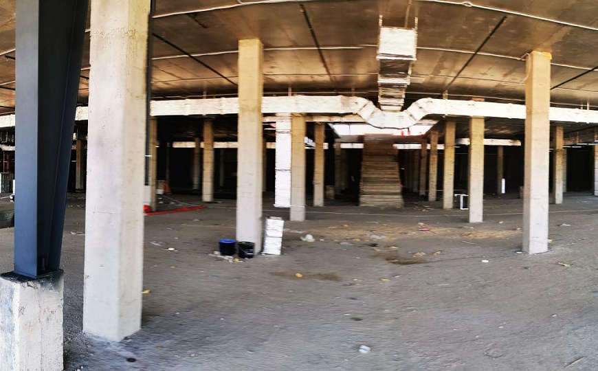 Сдам торговую площадь в ТЦ Монолит, от 2000 м² фото