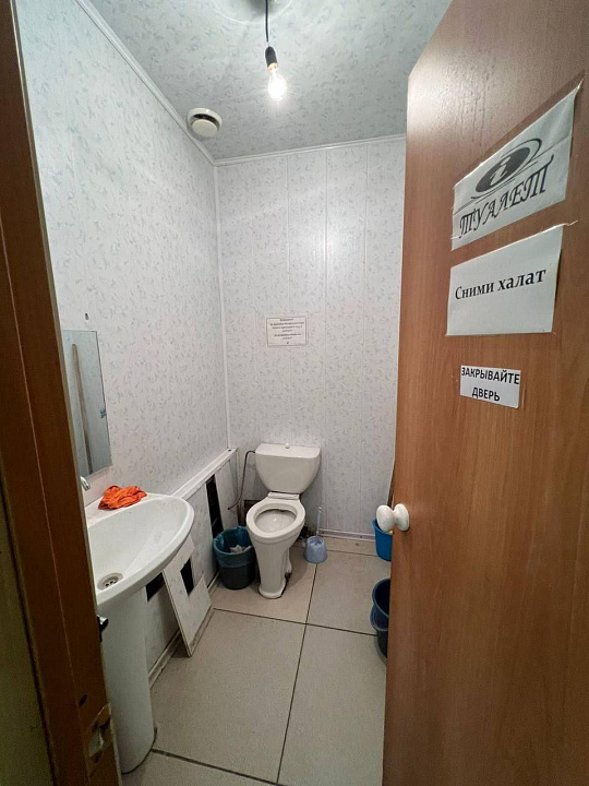 Сдам помещение свободного назначения ( красная линия ) фото