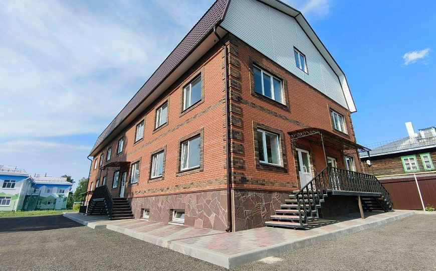 310 м² в центре Мельниково, 1 этаж с разгрузкой фото