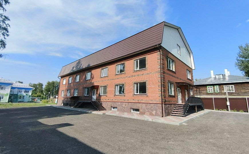 310 м² в центре Мельниково, 1 этаж с разгрузкой фото