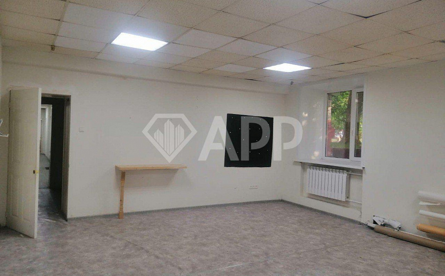В аренду 312 м²— для учебного центра, ПВЗ, склада, даркстора, алкомаркета с высоким трафиком. фото