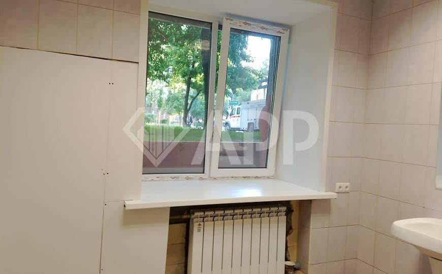 В аренду 312 м²— для учебного центра, ПВЗ, склада, даркстора, алкомаркета с высоким трафиком. фото