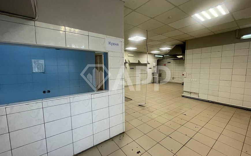 Сдам помещение свободного назначения, 247 м² фото
