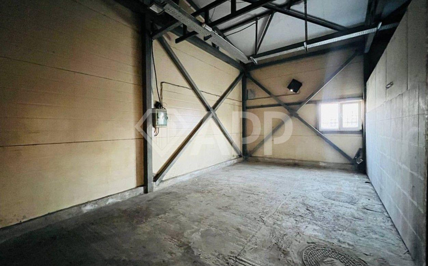 Сдаю складское помещение, 1 500 м² фото