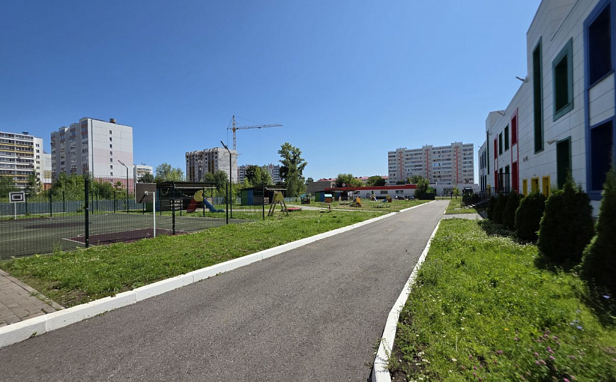 Сдам отдельно стоящее здание 1500 м² фото