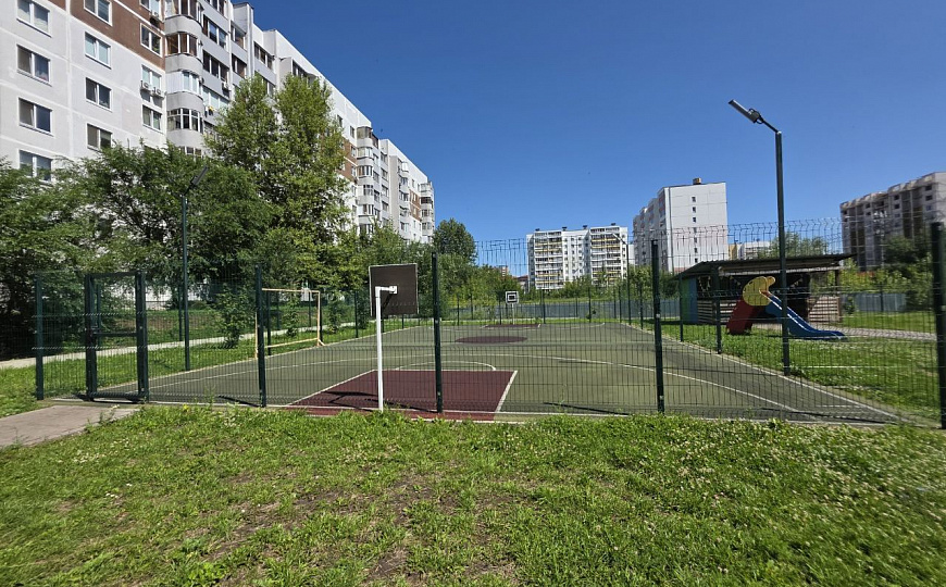 Сдам отдельно стоящее здание 1500 м² фото