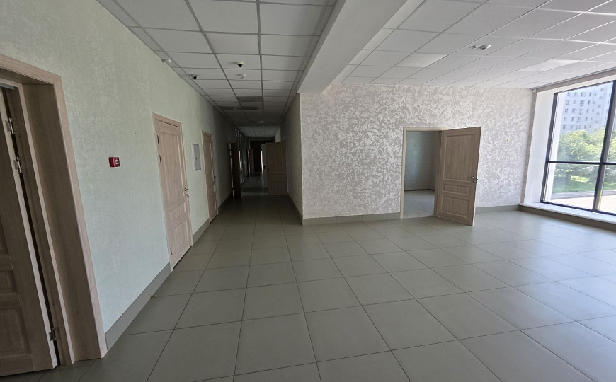 Сдам отдельно стоящее здание 1500 м² фото