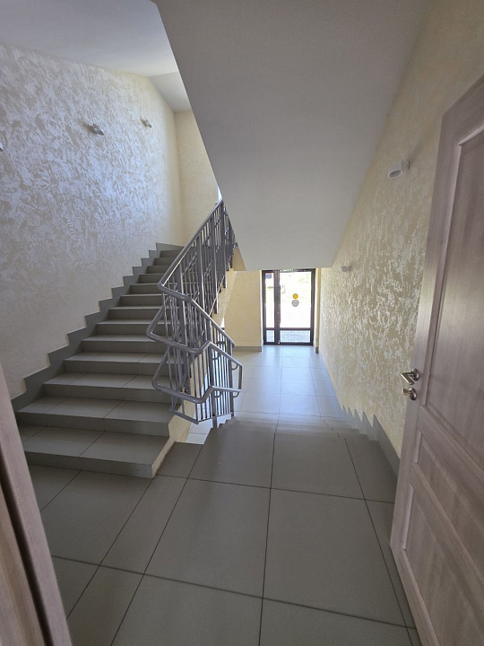 Сдам отдельно стоящее здание 1500 м² фото