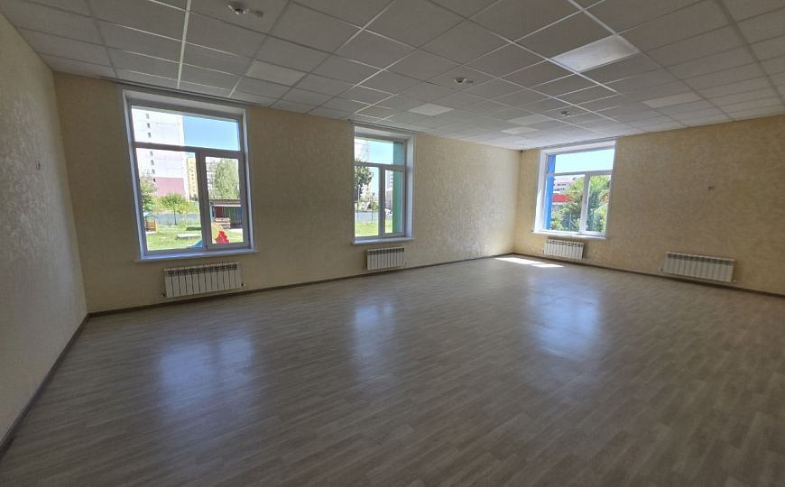 Сдам отдельно стоящее здание 1500 м² фото