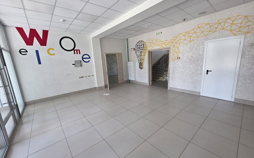 Сдам отдельно стоящее здание 1500 м² фото