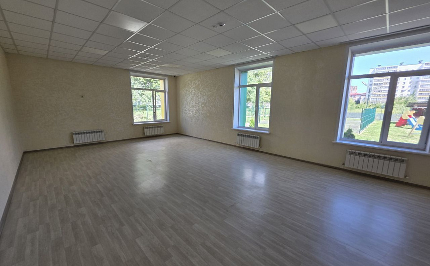 Сдам отдельно стоящее здание 1500 м² фото