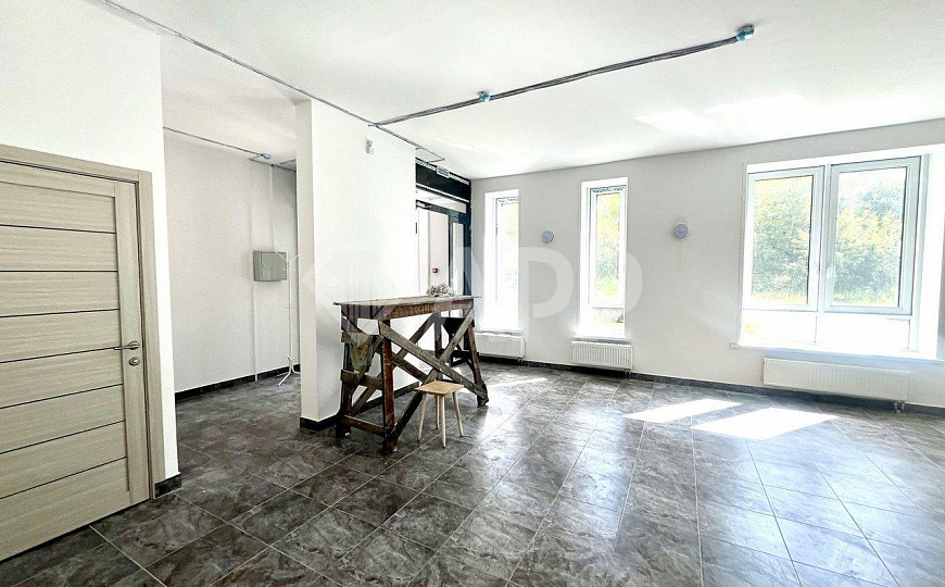 Аренда под офис, магазин, аптеку, стоматологию, 47.8м² фото