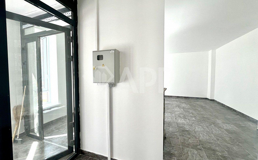 Аренда под офис, магазин, аптеку, стоматологию, 47.8м² фото