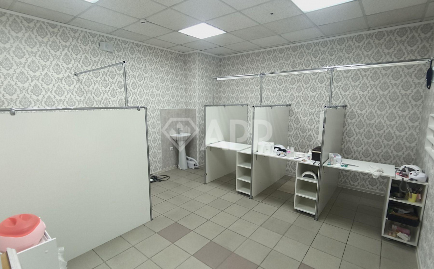 Сдаю помещение свободного назначения, до 160 м² фото