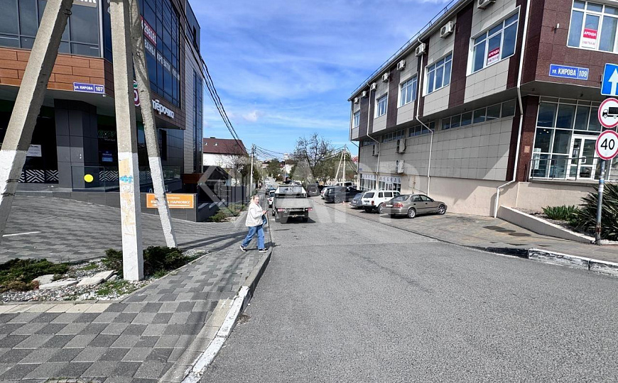 Сдам помещение свободного назначения, 440 м² фото