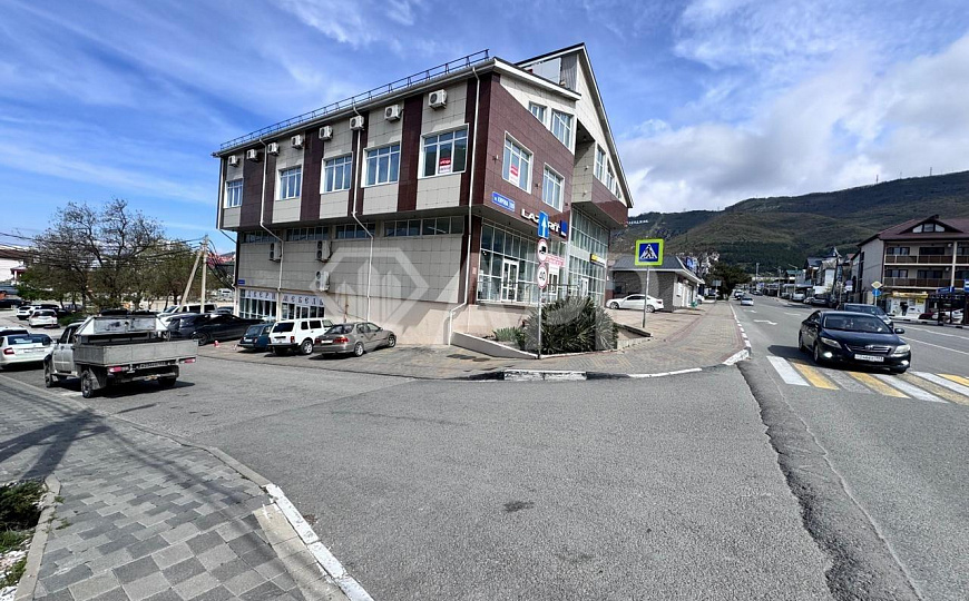 Сдам помещение свободного назначения, 440 м² фото